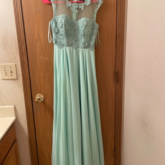 CITY TRIANGLES Mint Green Formal Dress Size 5 Special Occasion - Picture 13 of 13